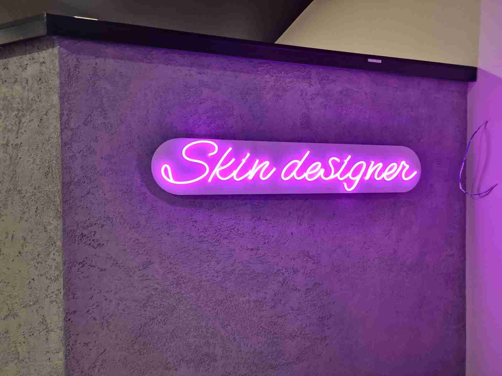 Visual Art Sarajevo LED Neon - LED neon reklame donose nostalgični šarm neona u modernom izdanju. Ekološki su prihvatljive i energetski efikasne, idealne za privlačenje pažnje.