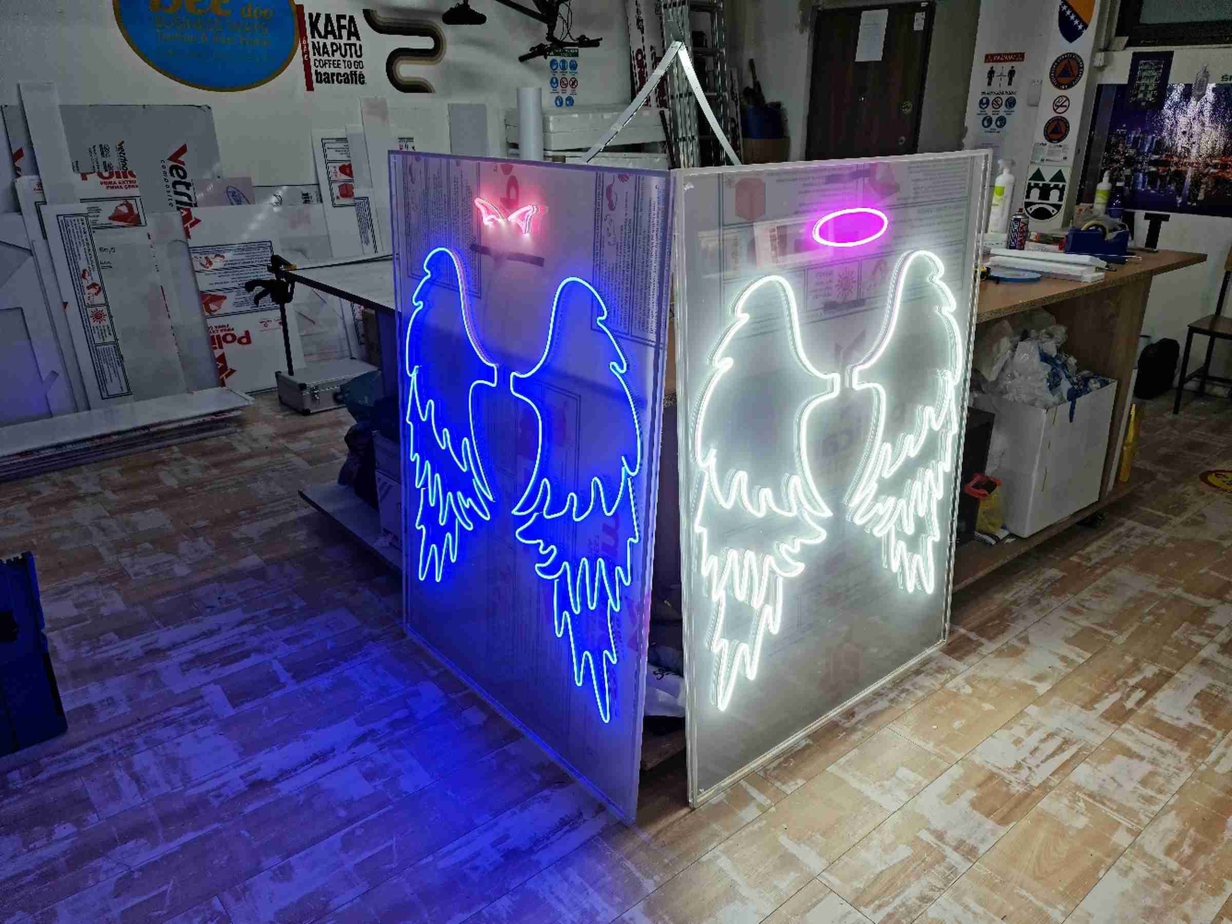 Visual Art Sarajevo LED Neon - LED neon reklame donose nostalgični šarm neona u modernom izdanju. Ekološki su prihvatljive i energetski efikasne, idealne za privlačenje pažnje.